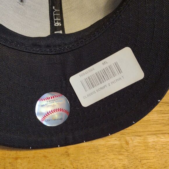 New Era 9Fifty Pittsburgh Pirates Pinstripe Strapback Hat - New - Picture 8 of 10